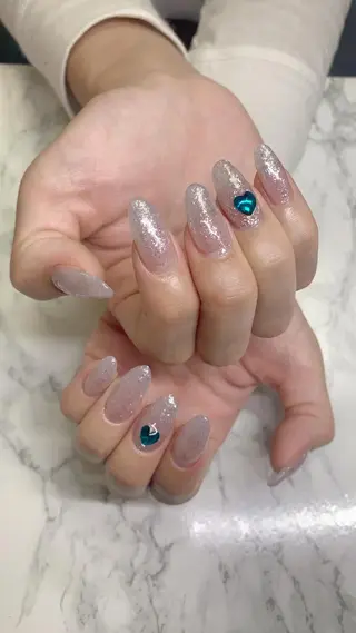 ネイル はな💎ネイル ワンホン、長さ出しのネイルデザイン