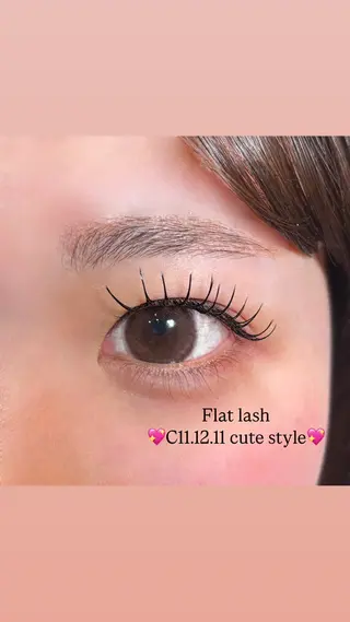 マツエク・マツパ 山本 恋乃香のヘアスタイル