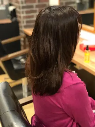 セミロング カラー パーマ 美髪矯正 🌈髪質改善 山下のヘアスタイル