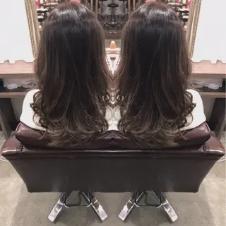 セミロング カラー レイヤーカット匠 イソザキノリユキのヘアスタイル