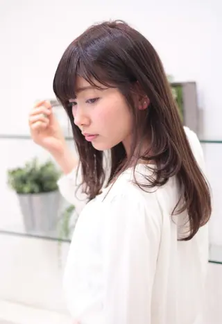 セミロング カラー ディレクター ノナカのヘアスタイル