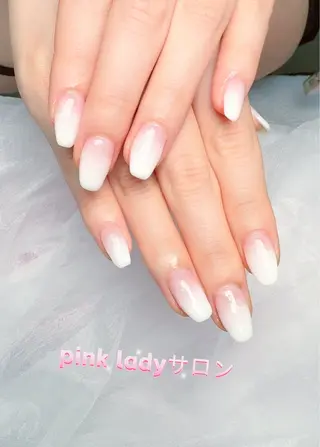 ネイル pink ladyサロン所属・べ にのネイルデザイン