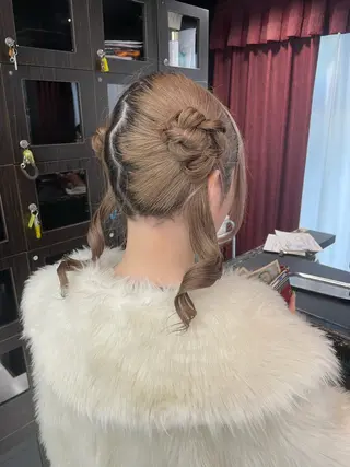 ミディアム 量産ヘアセット/ ヘアメAyakaのヘアスタイル