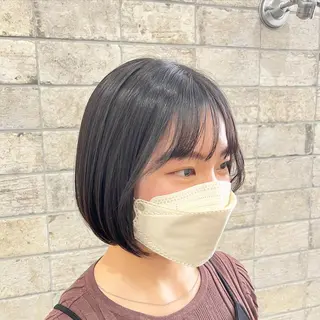 ミディアム 橋本 桂のヘアスタイル