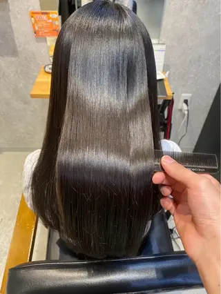 カラー ✨髪質改善✨ 壱成✂️のヘアスタイル
