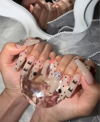 ネイル 🅁nail🪞✨ risa🎀のネイルデザイン