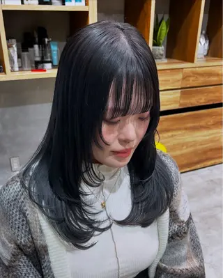 ロング ﾔﾏｼﾀ ﾘﾘのヘアスタイル
