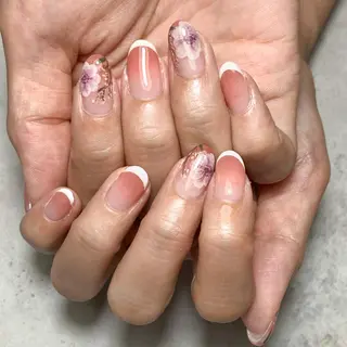 ネイル atelier　FIORITURA所属・FIORITURA aiのネイルデザイン