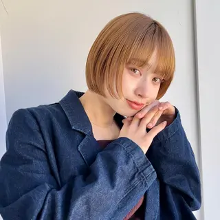 ショート カラー あやめ【顔まわり/レ イヤー/柔らかカラ】のヘアスタイル
