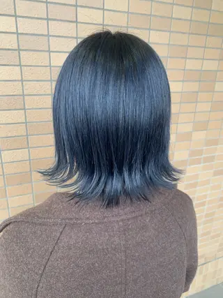 ショート カラー ヒヨシ ルナのヘアスタイル