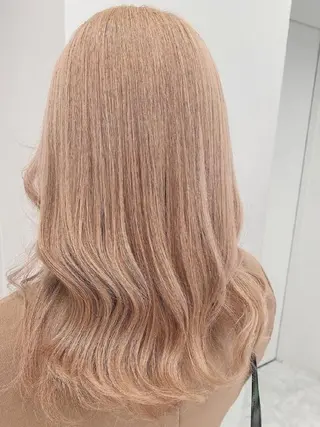 ロング カラー ブリーチカラー🌈 嘉名 真樹のヘアスタイル