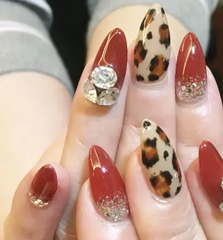 ネイル シ シのネイルデザイン