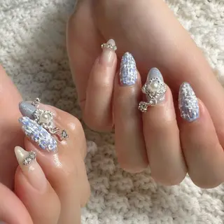 ネイル 新山 聖のネイルデザイン