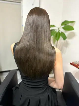 カラー kouki /髪質改善／艶カラーのヘアスタイル