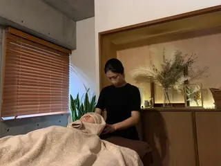 MEREA  personal esthe所属・感動的オーダーメイド エステMEREAのエステ・リラクイメージ