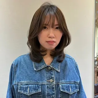 ミディアム グレージュ🐰透明感 カラー🫧akihoのヘアスタイル