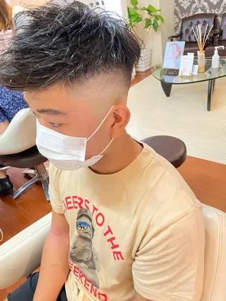 パーマ メンズ ヨシダ トオルのヘアスタイル