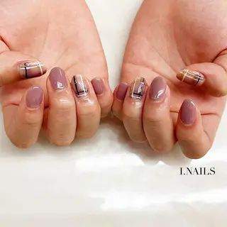 ネイル アイネイルズ所属・早川 梓のネイルデザイン