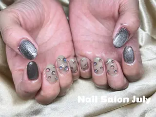 ネイル July モモのネイルデザイン