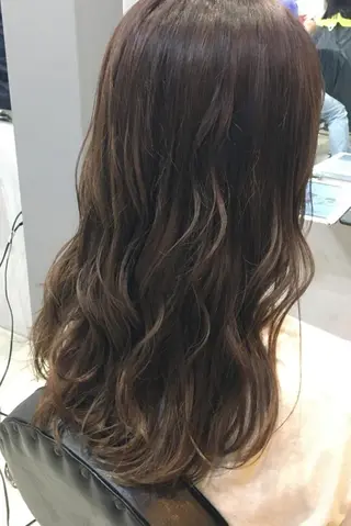 カラー hair salon Ranun (ヘアサロン ラナン)所属・城間 勇妃のヘアスタイル