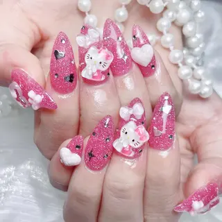 ネイル ❤️‍🔥長さだし専 門店queensのネイルデザイン