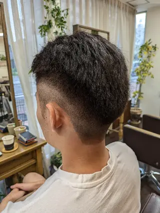 メンズ ショート VIS-a-Vis 本蓮沼店所属・タカマツ アユムのヘアスタイル