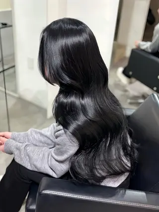 ロング yurine / 髪質改善/艶カラー♡のヘアスタイル