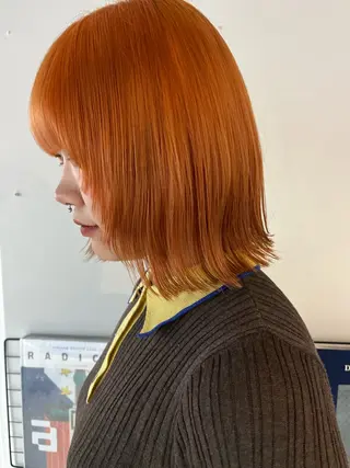 ミディアム カラー AOI ハイトーン/ボブのヘアスタイル