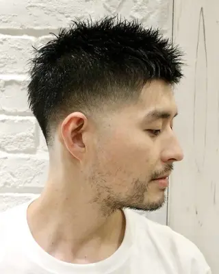 メンズ ticro所属・レイヤー/刈り上げ 中目黒KANNAのヘアスタイル