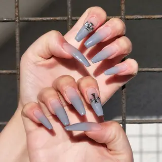 ネイル Natsumi 🦊  Nailのネイルデザイン