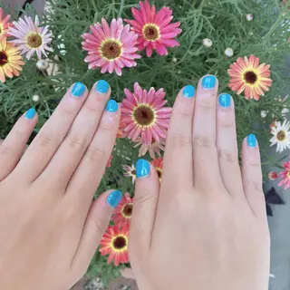 ネイル マジョリカ ブルーのネイルデザイン