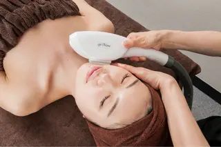 脱毛エステサロンViViPirina所属・軽部 歩のエステ・リラクイメージ