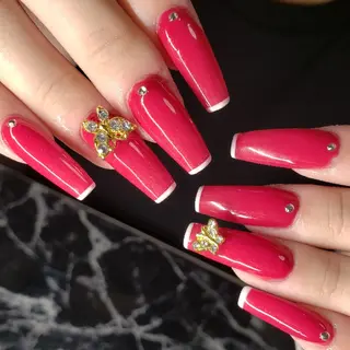 セミロング ネイル クロキ 。のネイルデザイン