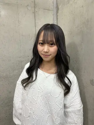 カラー Trip 香椎所属・Trip/ AYUのヘアスタイル