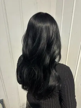 ロング カラー 長谷川 澄のヘアスタイル