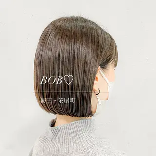 ショート ウラ‎🤍𐙚 ボブ ・ショート・艶カラーのヘアスタイル