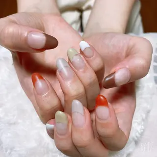 ネイル The Best Beauty受付担当のヘアスタイル