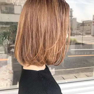 ミディアム カラー ヘアアレンジ Mariana/ 鶴原-ハイライトのヘアスタイル