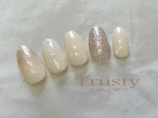 ネイル Trusty新小岩 杉山のネイルデザイン