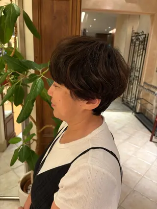 ショート 田内 満里奈のヘアスタイル