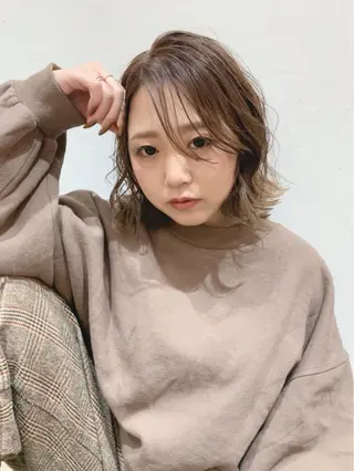 ミディアム diarスタイリスト 山田のヘアスタイル