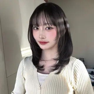 セミロング 🌸透明感/レイヤー / 栗林 彩🌸のヘアスタイル