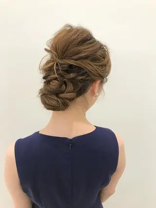 ミディアム due hair 京都駅前店 MILBON オージュア認定サロン【デューヘアー】所属・ハイトーンブリーチ 土坂 由志【京都】のヘアスタイル