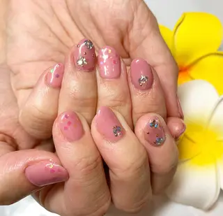 ネイル 駒月 明日香の眉毛・アイブロウイメージ