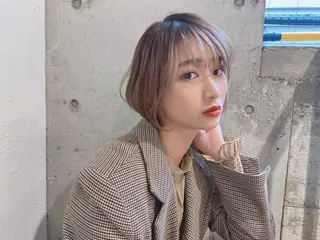 ミディアム ルービック 梅田茶屋町店のヘアスタイル
