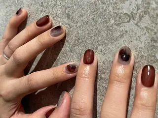 カラー esby Loely MIZUKIのネイルデザイン