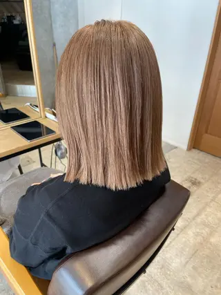 ミディアム カラー ZOA classic hair所属・東 みのりのヘアスタイル