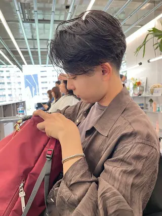 ショート メンズ ダブルカラー/ ケアブリーチ/クニトのヘアスタイル