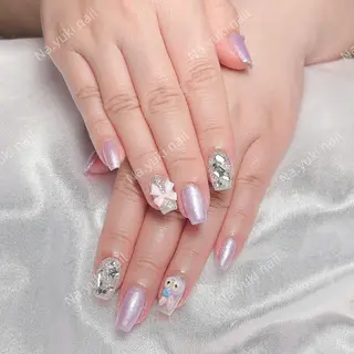 ネイル Queenie 🦋のネイルデザイン