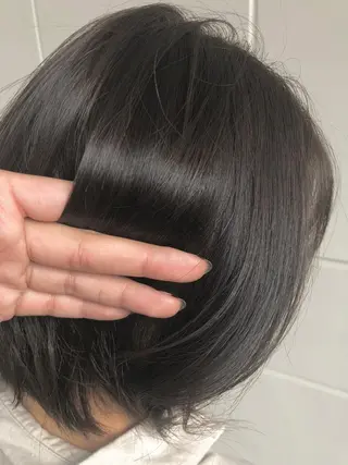 ショート カラー アロア登戸所属・こやま りほのヘアスタイル